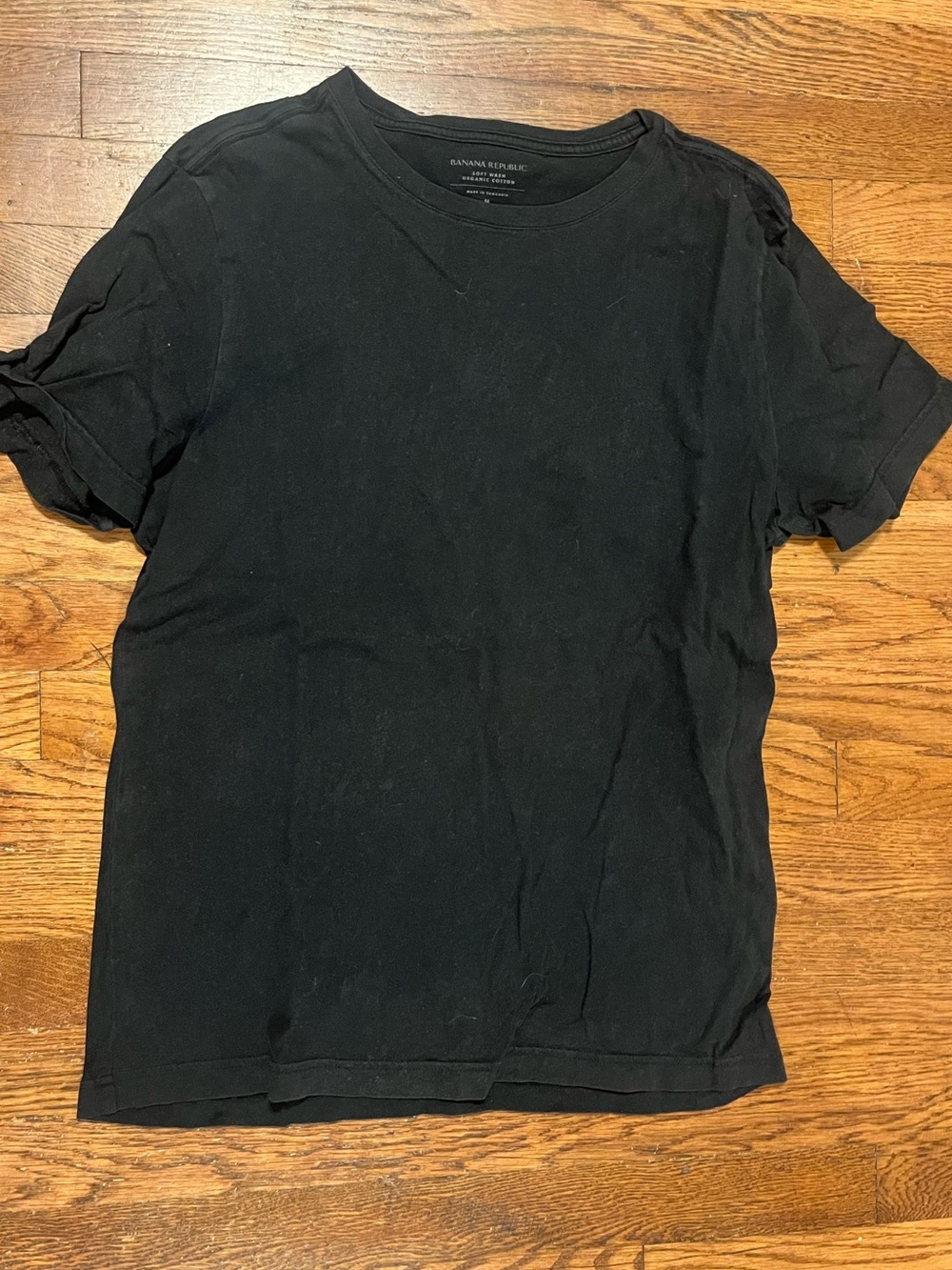 Banana Republic Black Short-Sleeve Crewneck Tee